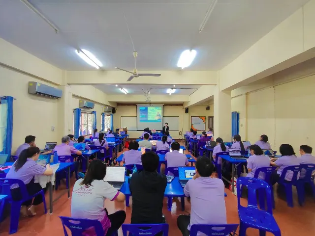 ครูอบรม สมรรถนะและPLC